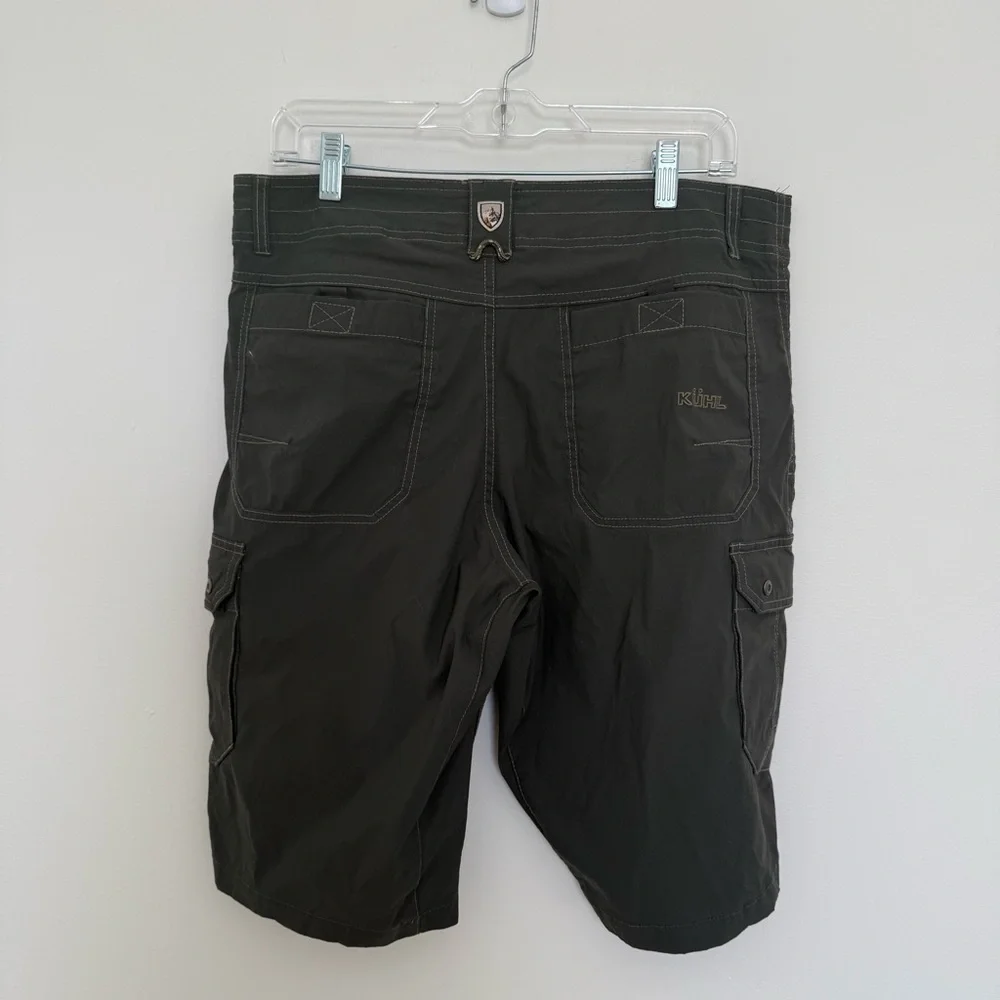 Kuhl Dark Green Casual Outdoor Hiking Cargo Shorts Men's Size 34‎ Gorpcore